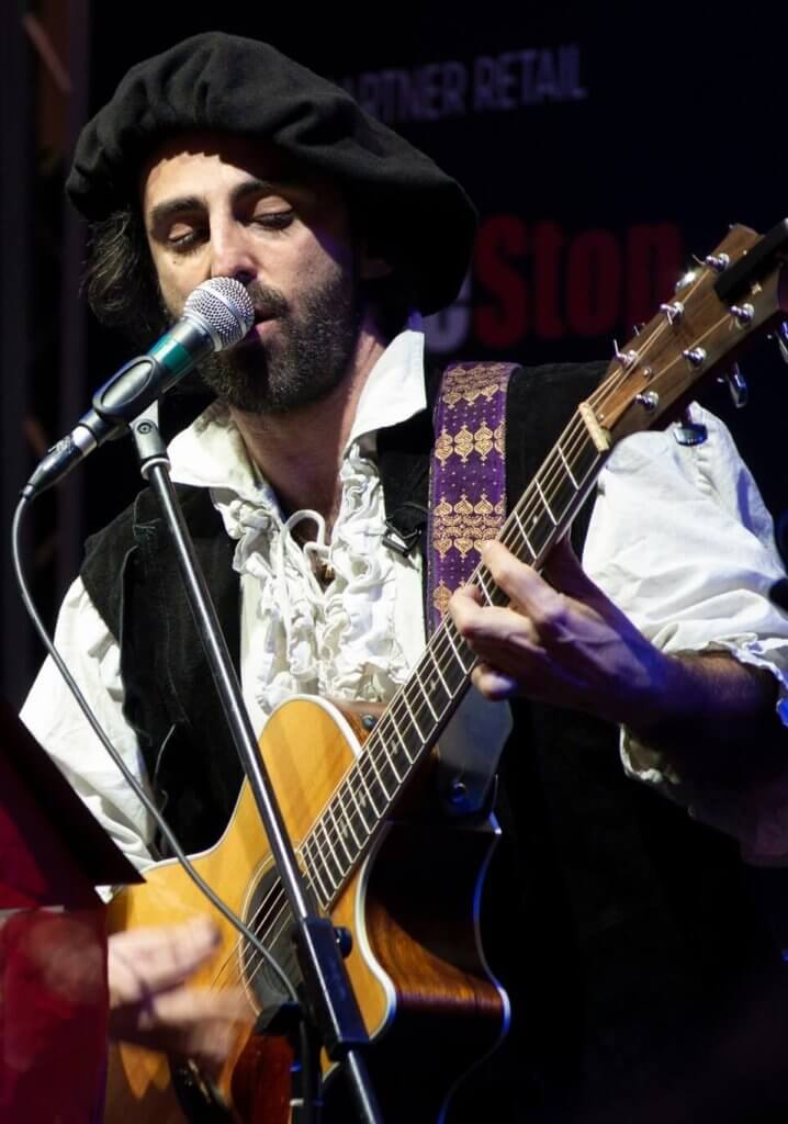 Frontman Bardomagno Band Termoli Comics & Games